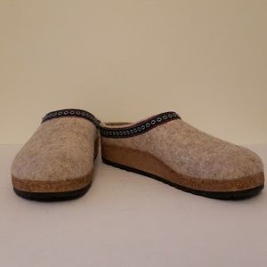 Haflinger clogs
